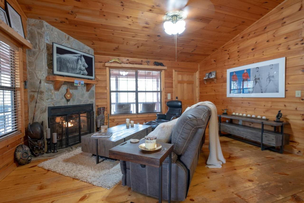 蓝岭Three Dog Night - Pet-Friendly Cabin With Hot Tub别墅 外观 照片